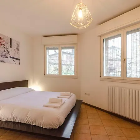 Ghisiliera Apartment *
